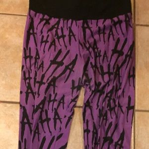 Comics leggings sz M